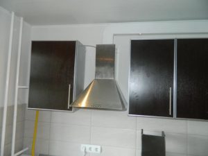Установка вытяжки на кухне в Новороссийске